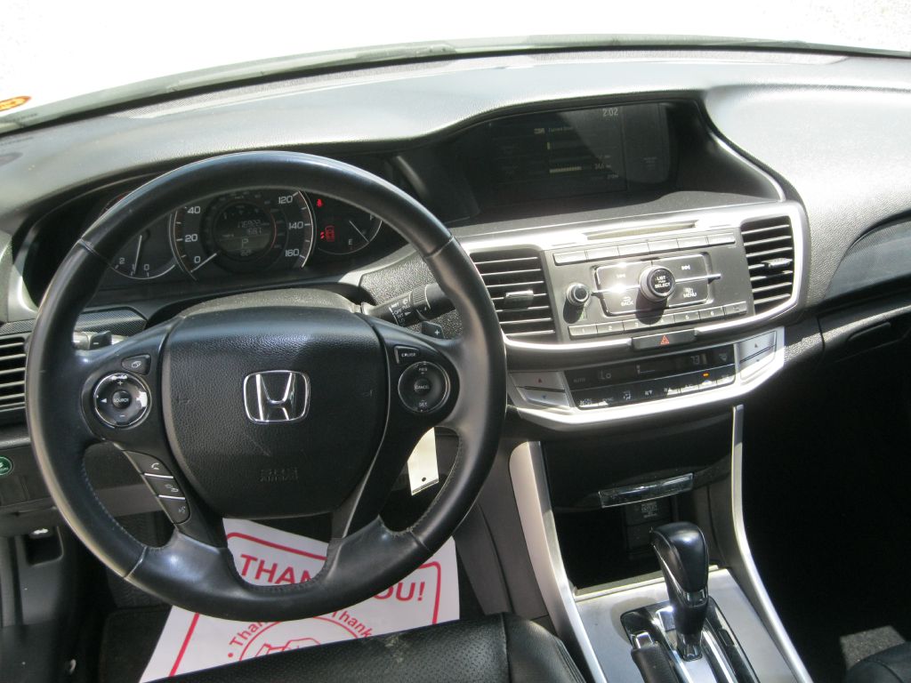Photo 12 of this HONDA ACCORD