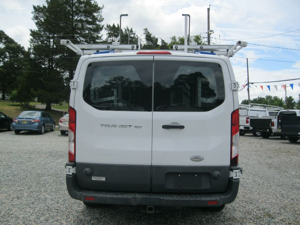 Photo 4 of this FORD TRANSIT