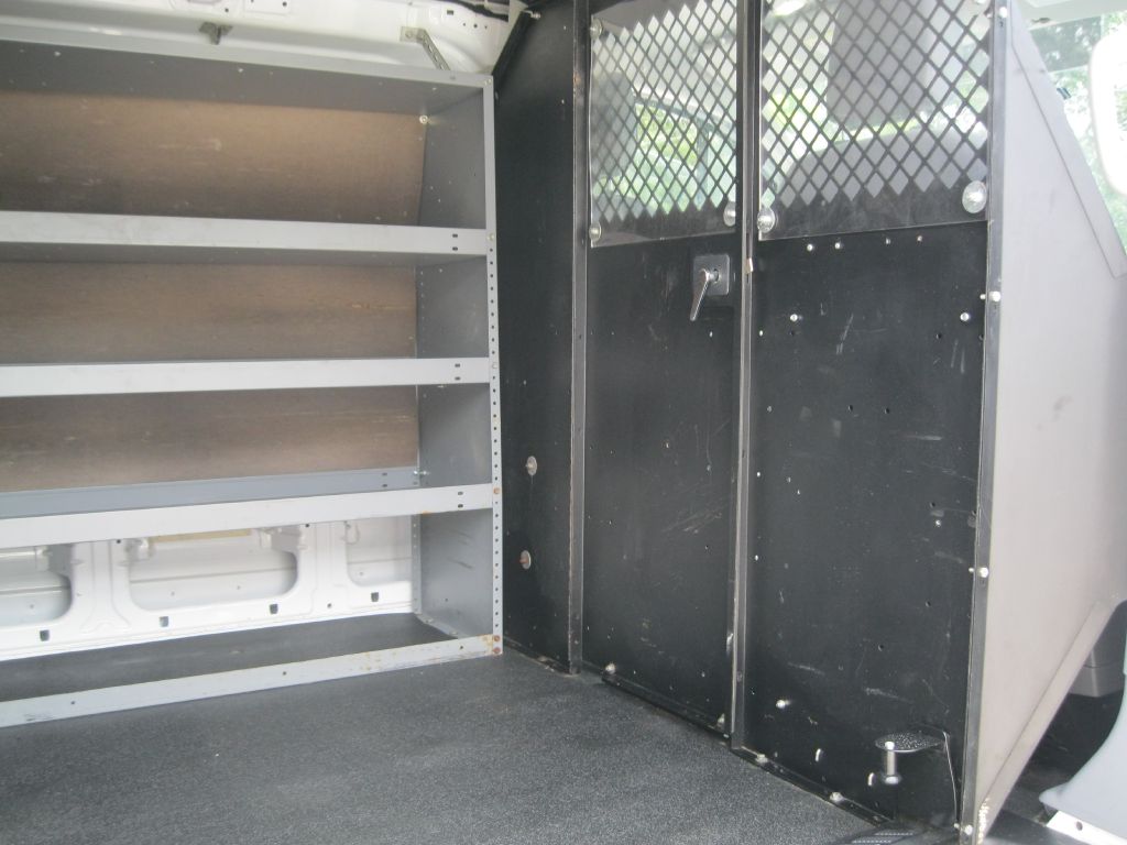Photo 14 of this FORD TRANSIT