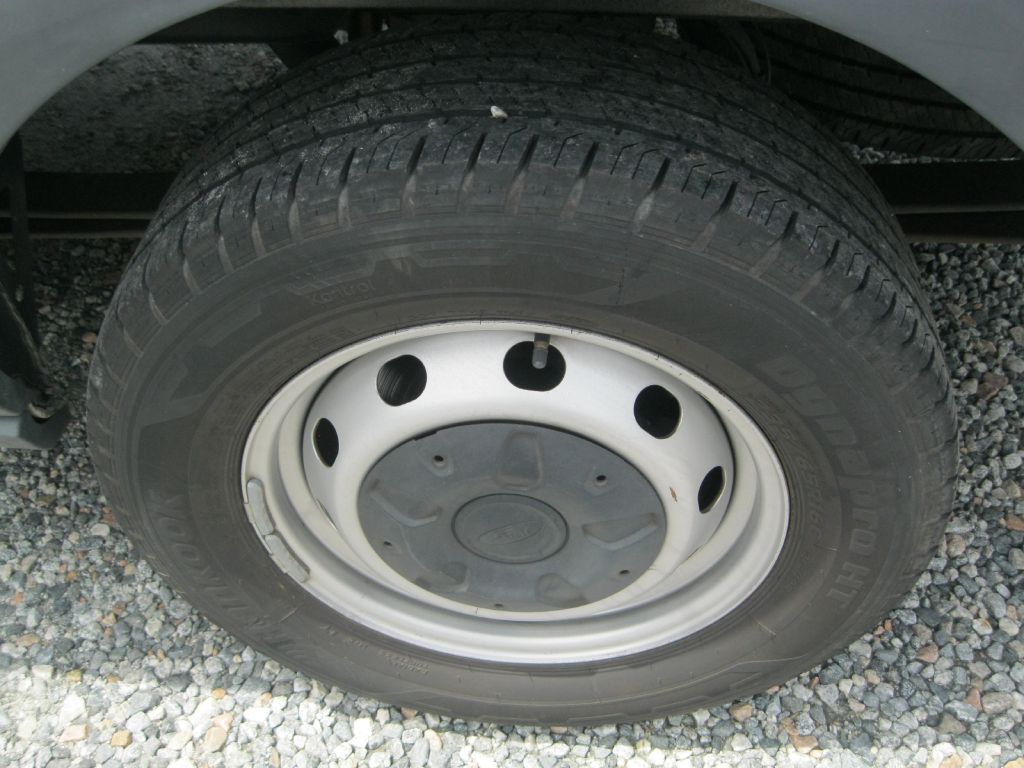 Photo 26 of this FORD TRANSIT