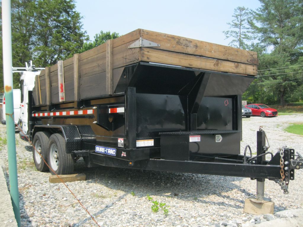 Photo 4 of this SURE-TRAC DUMP