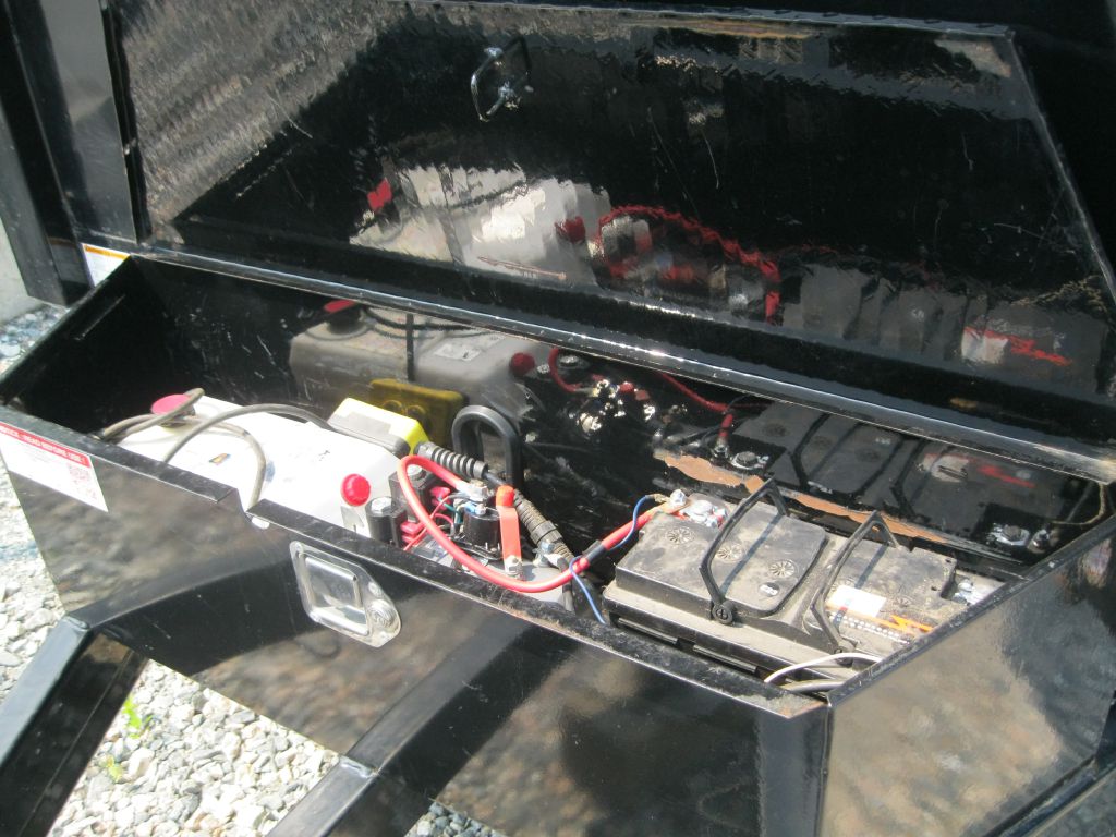 Photo 6 of this SURE-TRAC DUMP