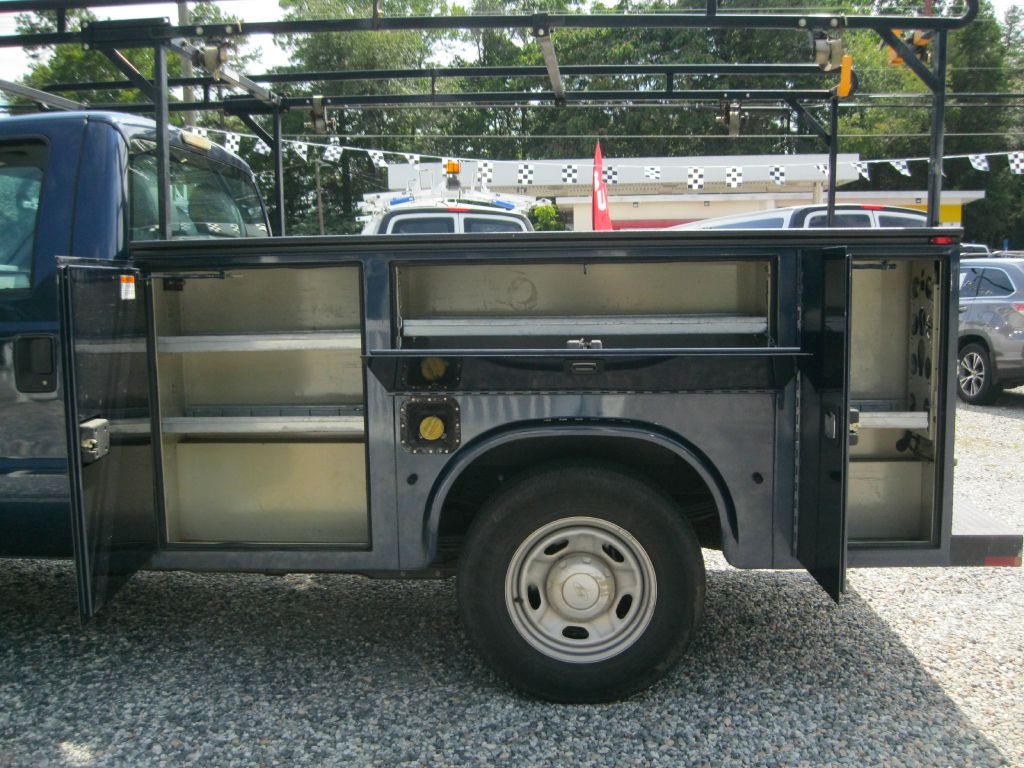 Photo 9 of this FORD F250 SERVICE BE