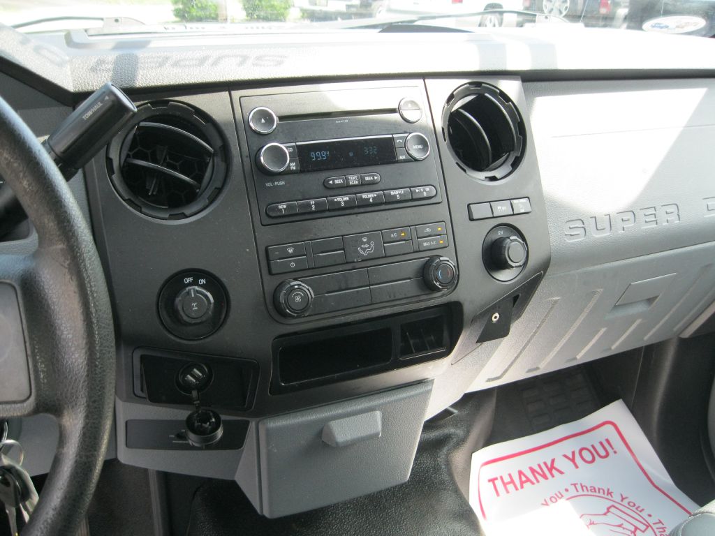 Photo 14 of this FORD F250 SERVICE BE