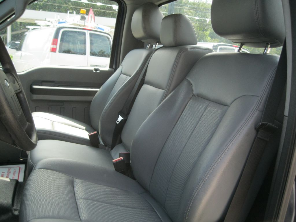 Photo 17 of this FORD F250 SERVICE BE