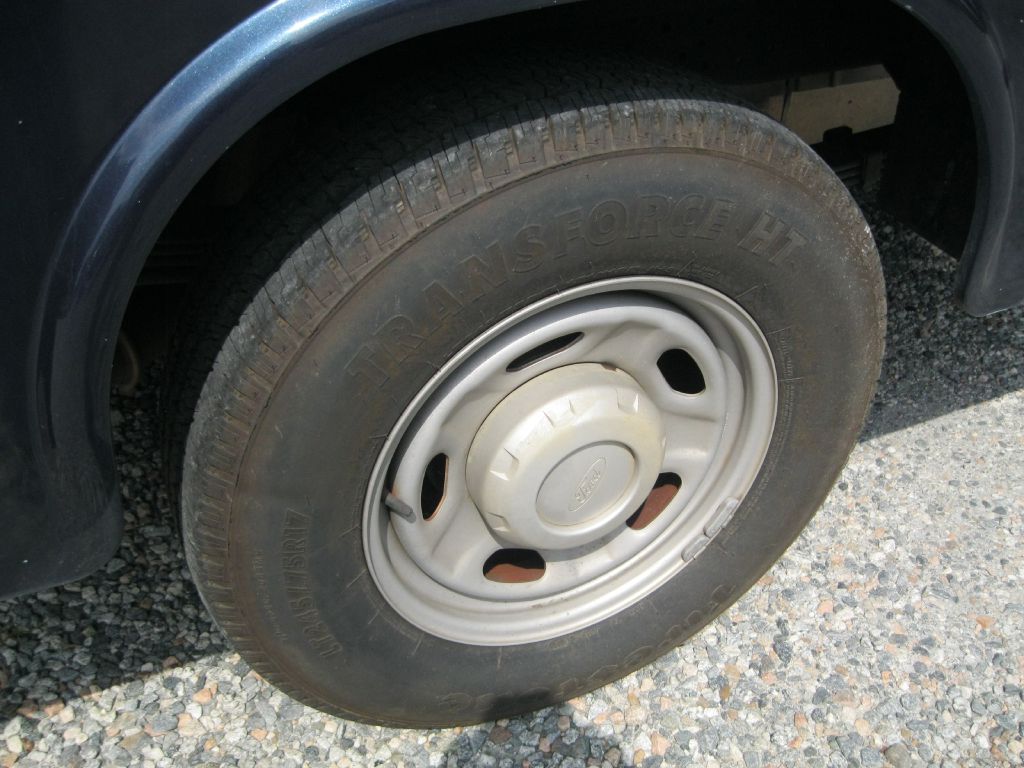 Photo 21 of this FORD F250 SERVICE BE