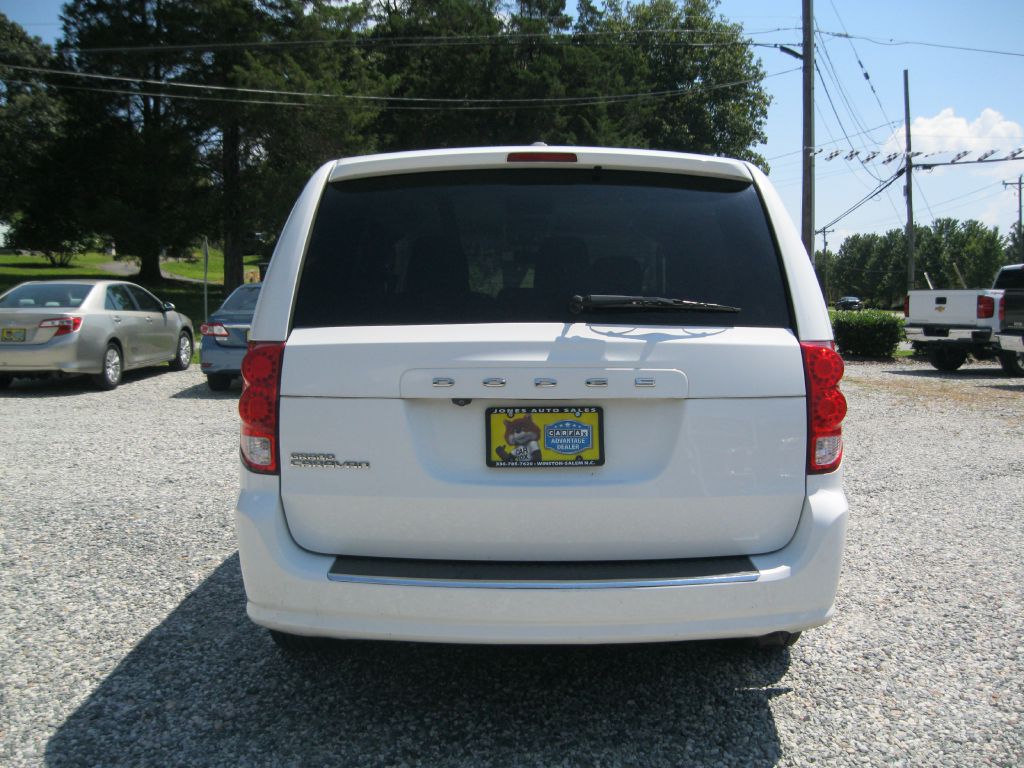 Photo 4 of this DODGE GRAND CARAVAN