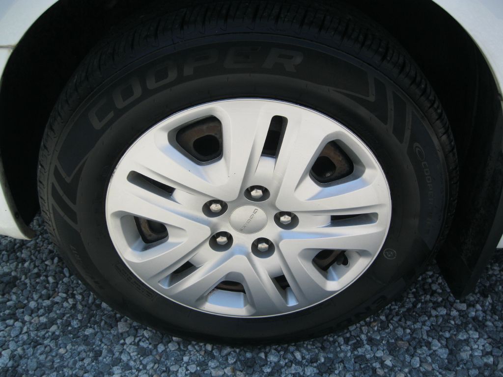 Photo 23 of this DODGE GRAND CARAVAN