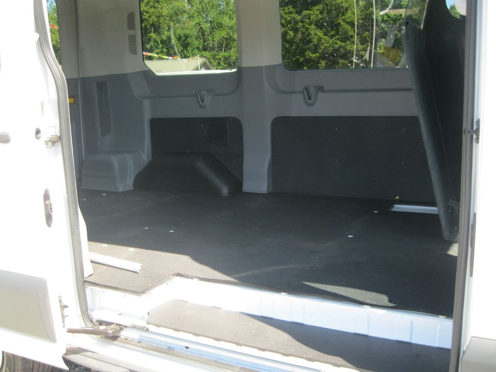 Photo 23 of this FORD TRANSIT