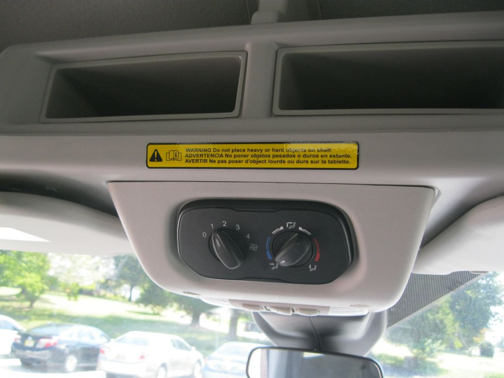 Photo 26 of this FORD TRANSIT