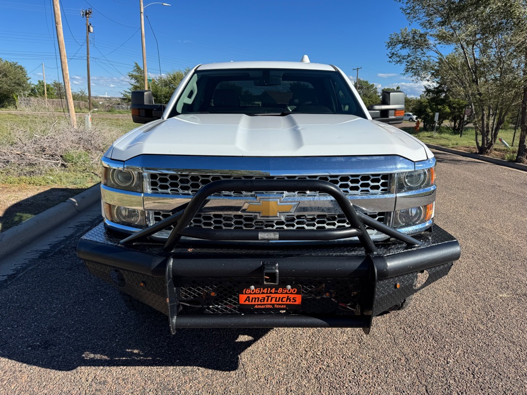 Photo 3 of this CHEVROLET SILVERADO 2500