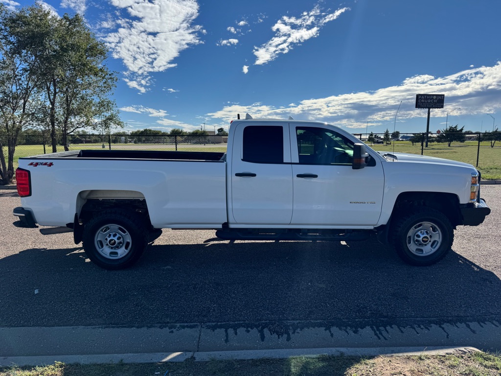 Photo 5 of this CHEVROLET SILVERADO 2500