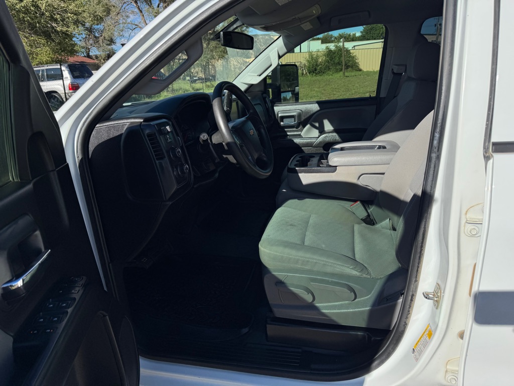 Photo 15 of this CHEVROLET SILVERADO 2500