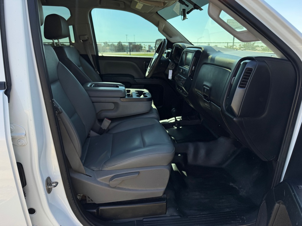 Photo 12 of this CHEVROLET SILVERADO 2500