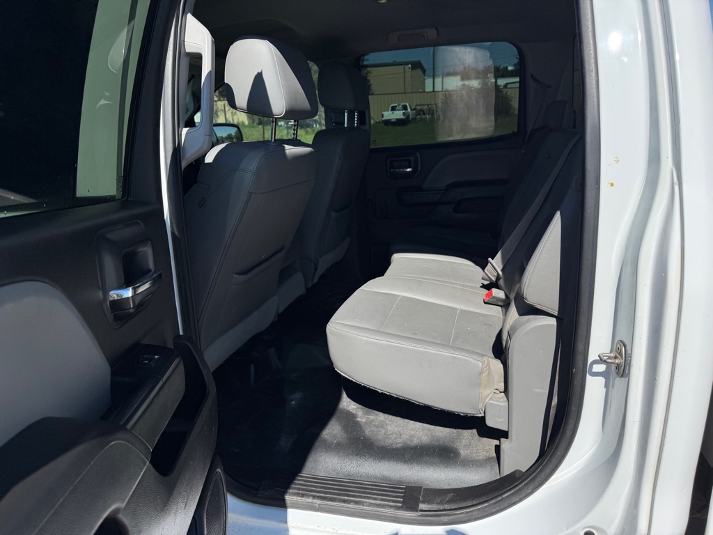 Photo 13 of this CHEVROLET SILVERADO 2500