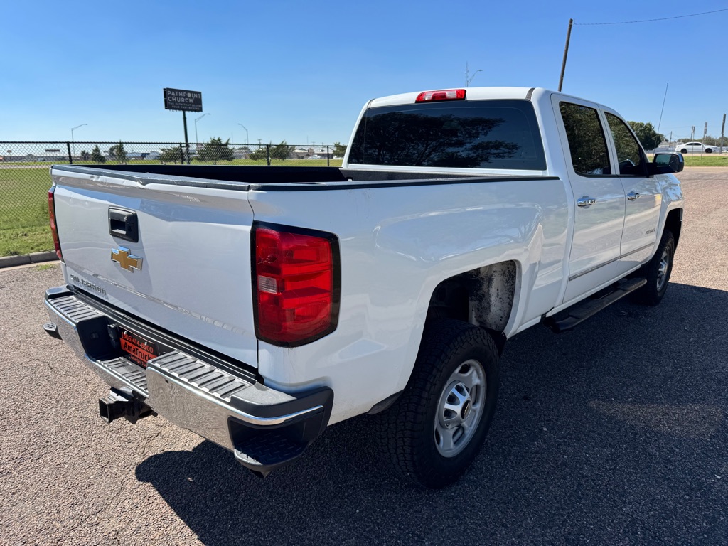 Photo 6 of this CHEVROLET SILVERADO 2500