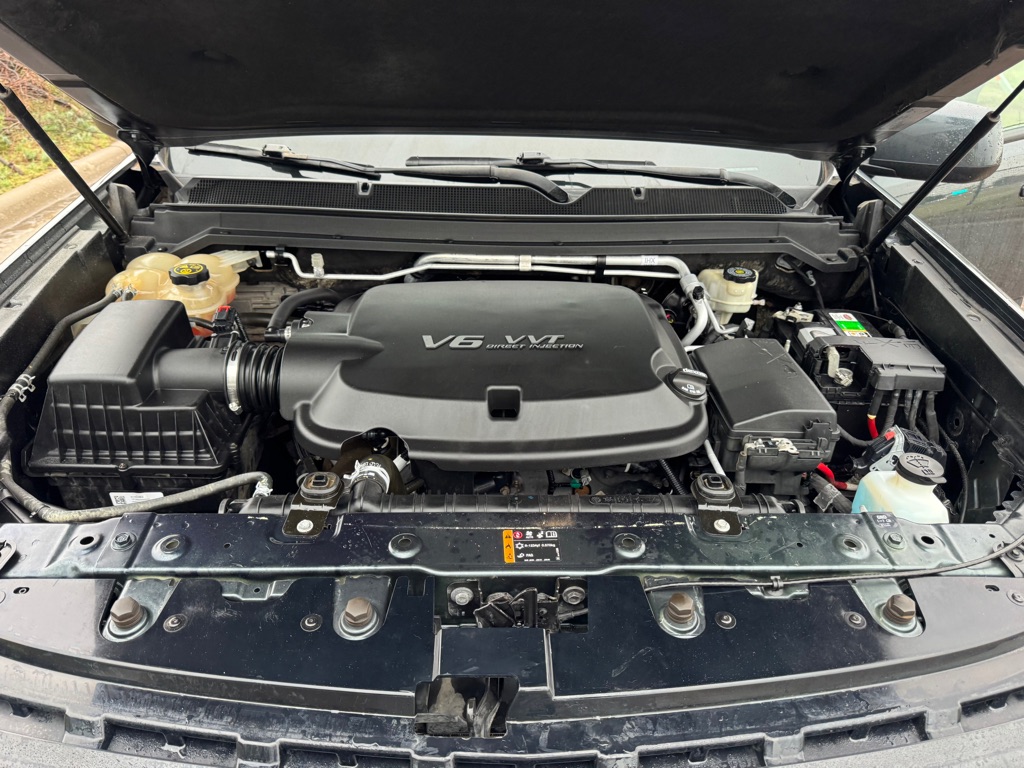 Photo 17 of this CHEVROLET COLORADO