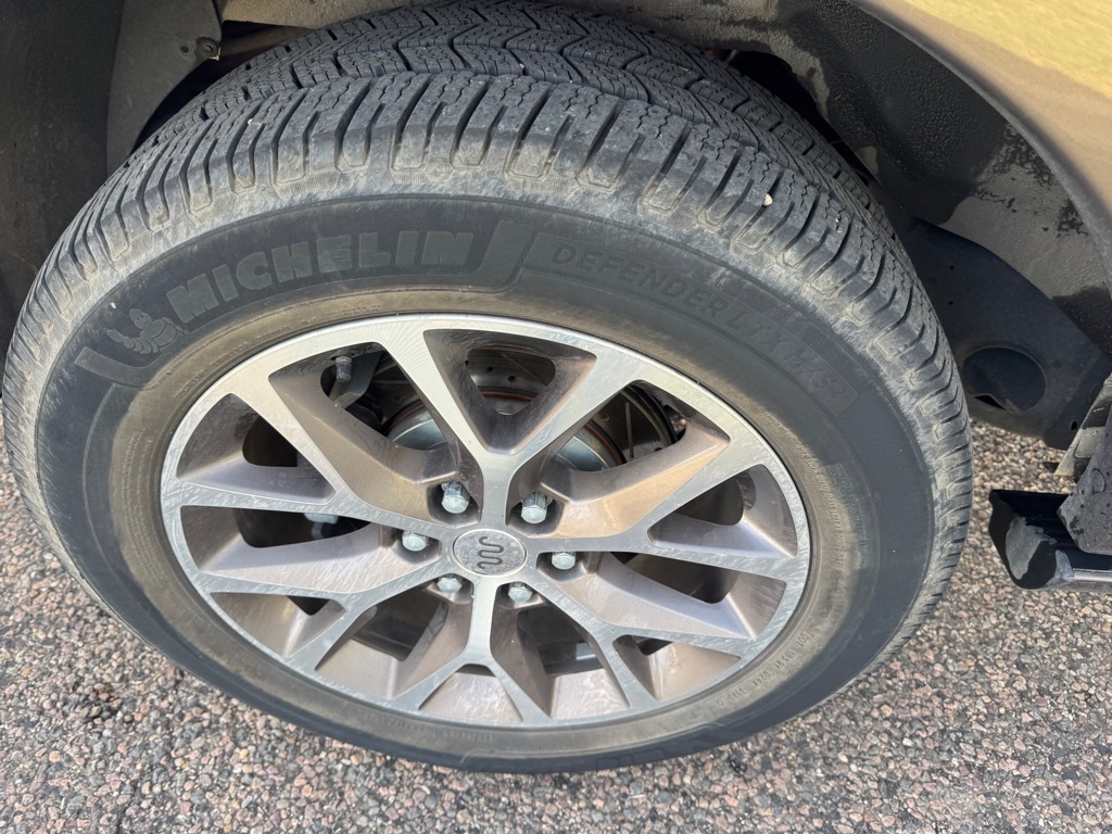 Photo 10 of this FORD EXPEDITION