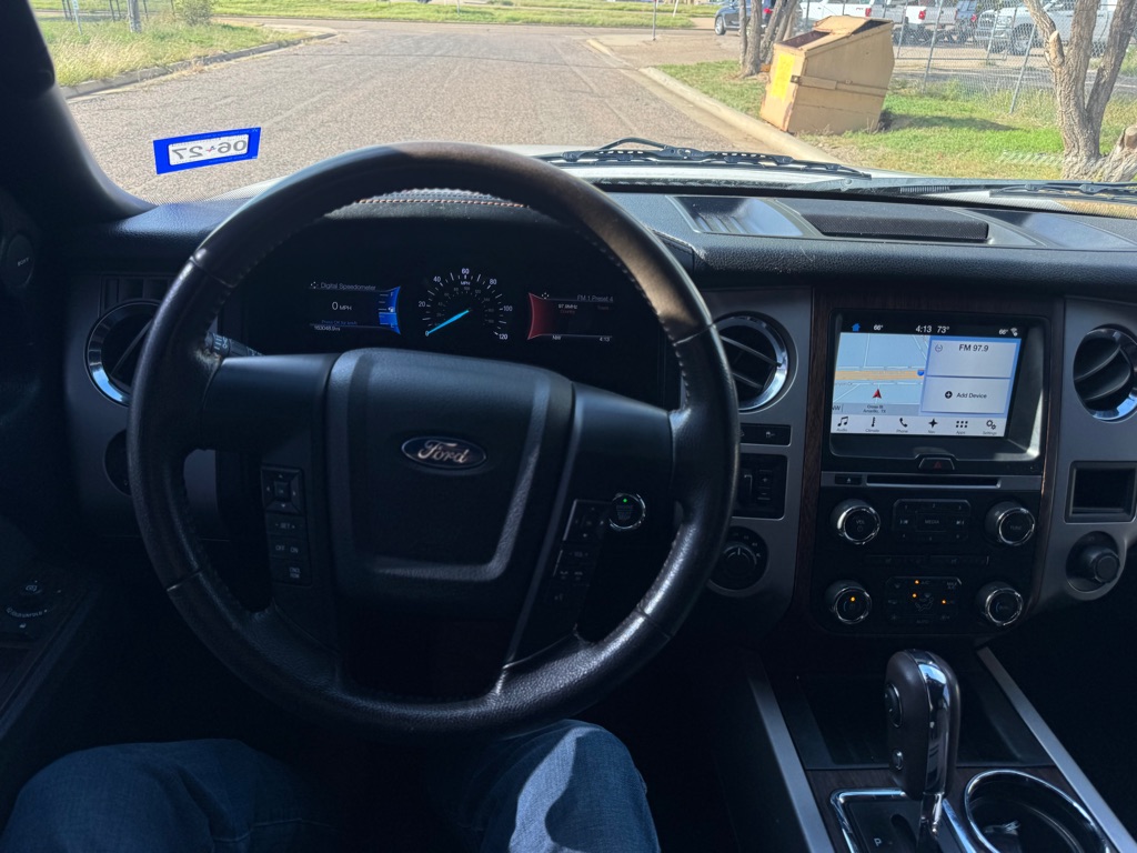 Photo 18 of this FORD EXPEDITION