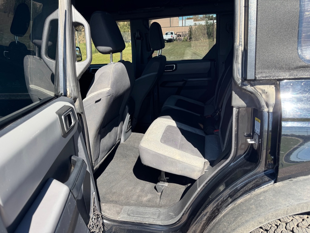 Photo 12 of this FORD BRONCO