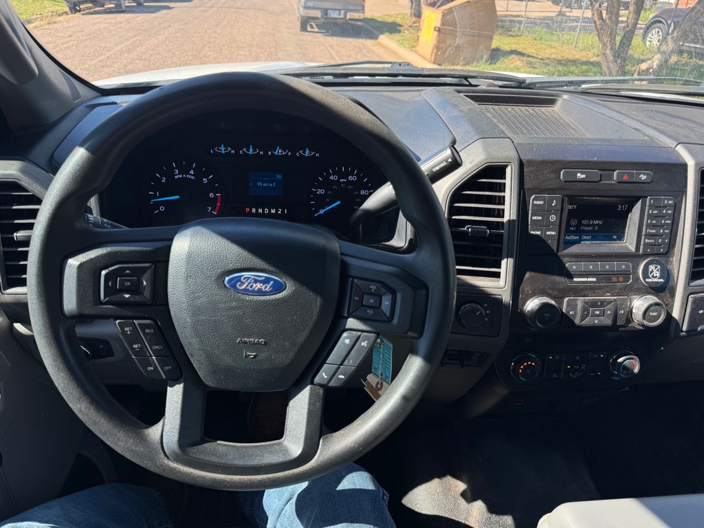 Photo 19 of this FORD F250