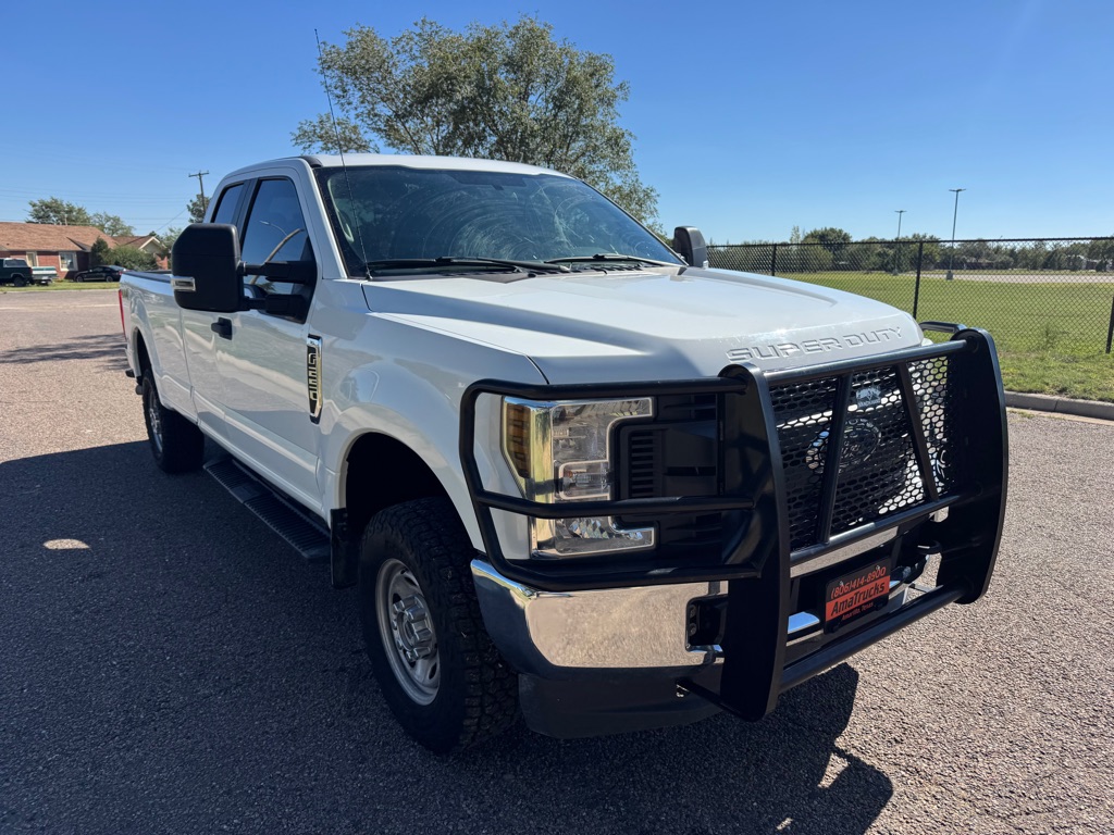 Photo 4 of this FORD F250