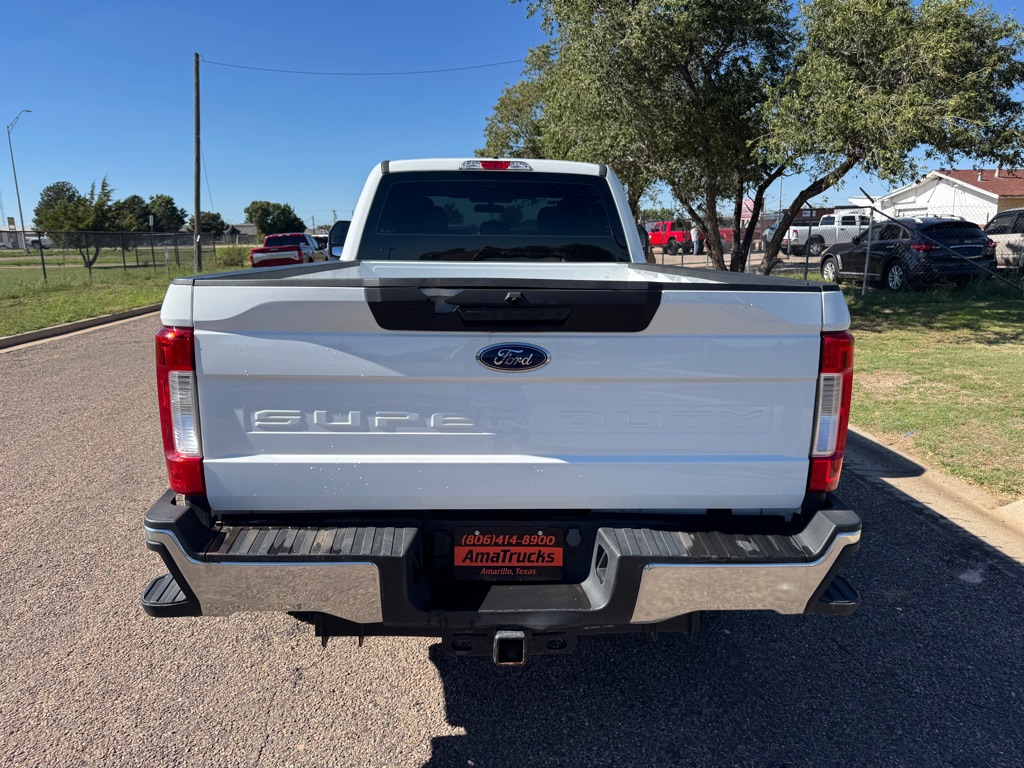 Photo 7 of this FORD F250