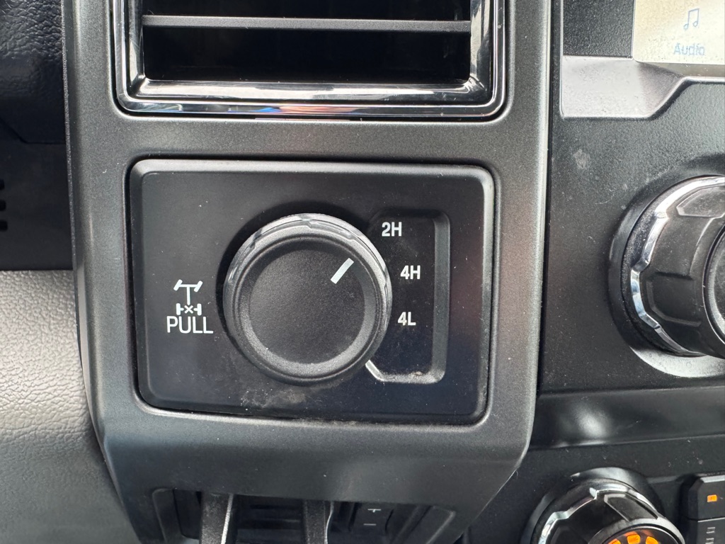 Photo 21 of this FORD F250