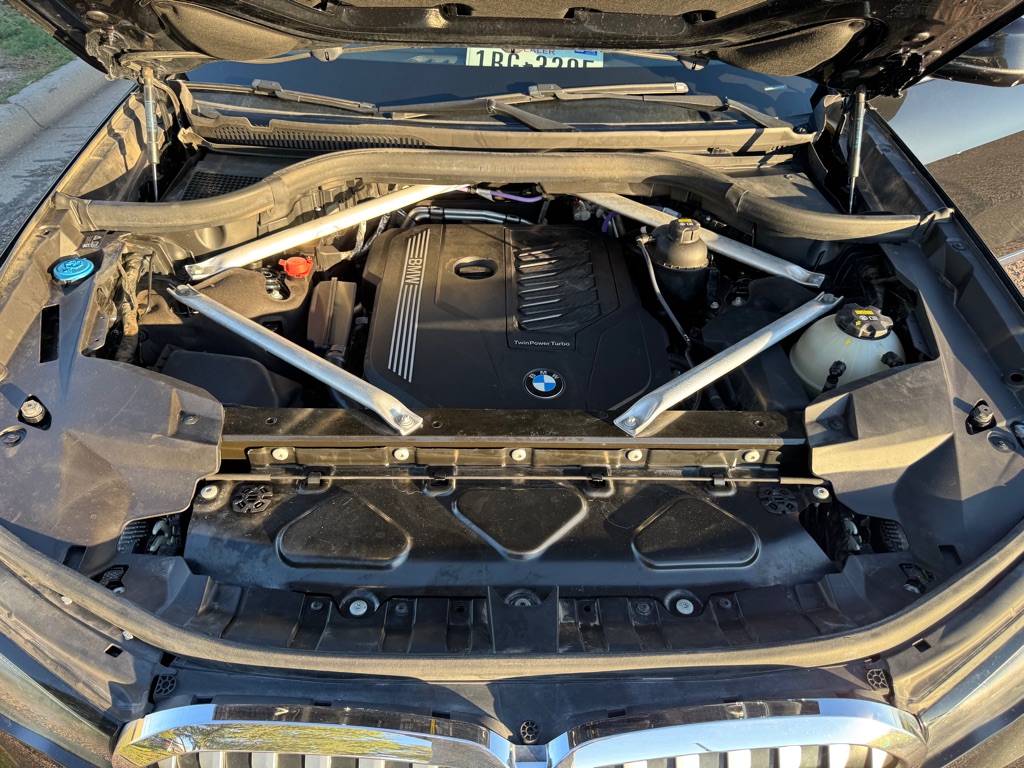 Photo 16 of this BMW X7