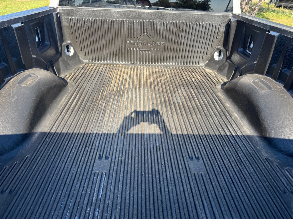 Photo 9 of this FORD F250
