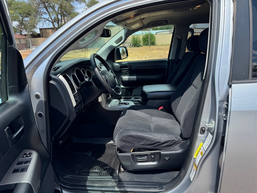 Photo 15 of this TOYOTA TUNDRA