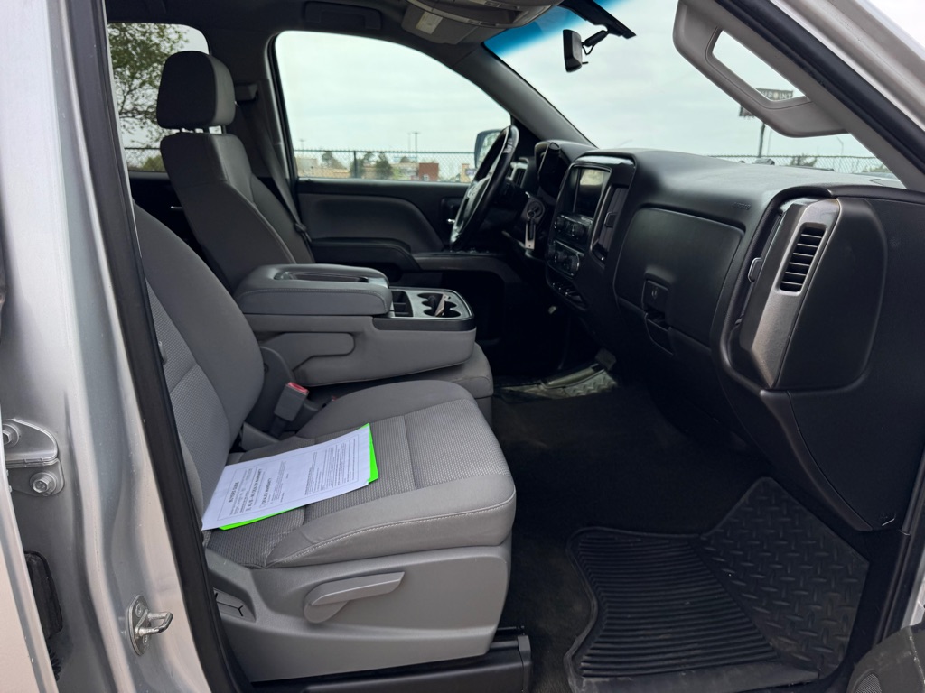 Photo 12 of this CHEVROLET SILVERADO 1500
