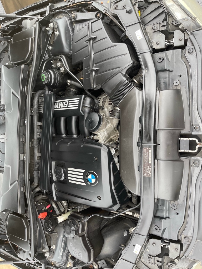 Photo 18 of this BMW 328