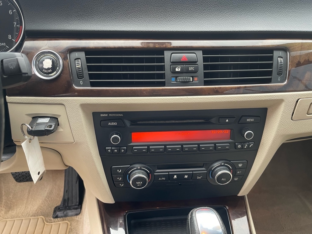Photo 13 of this BMW 328