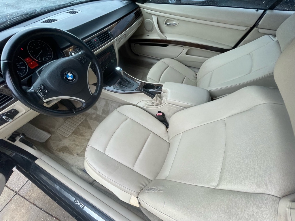 Photo 12 of this BMW 328