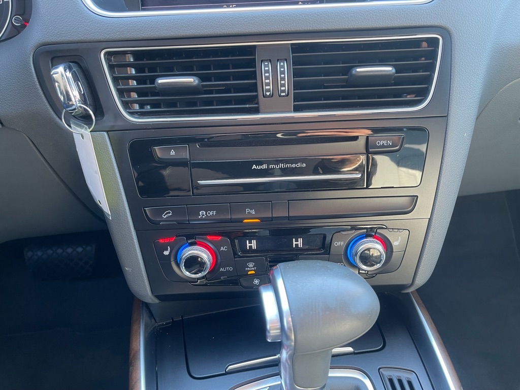 Photo 29 of this AUDI Q5