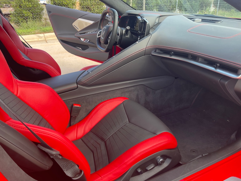 Photo 21 of this CHEVROLET CORVETTE