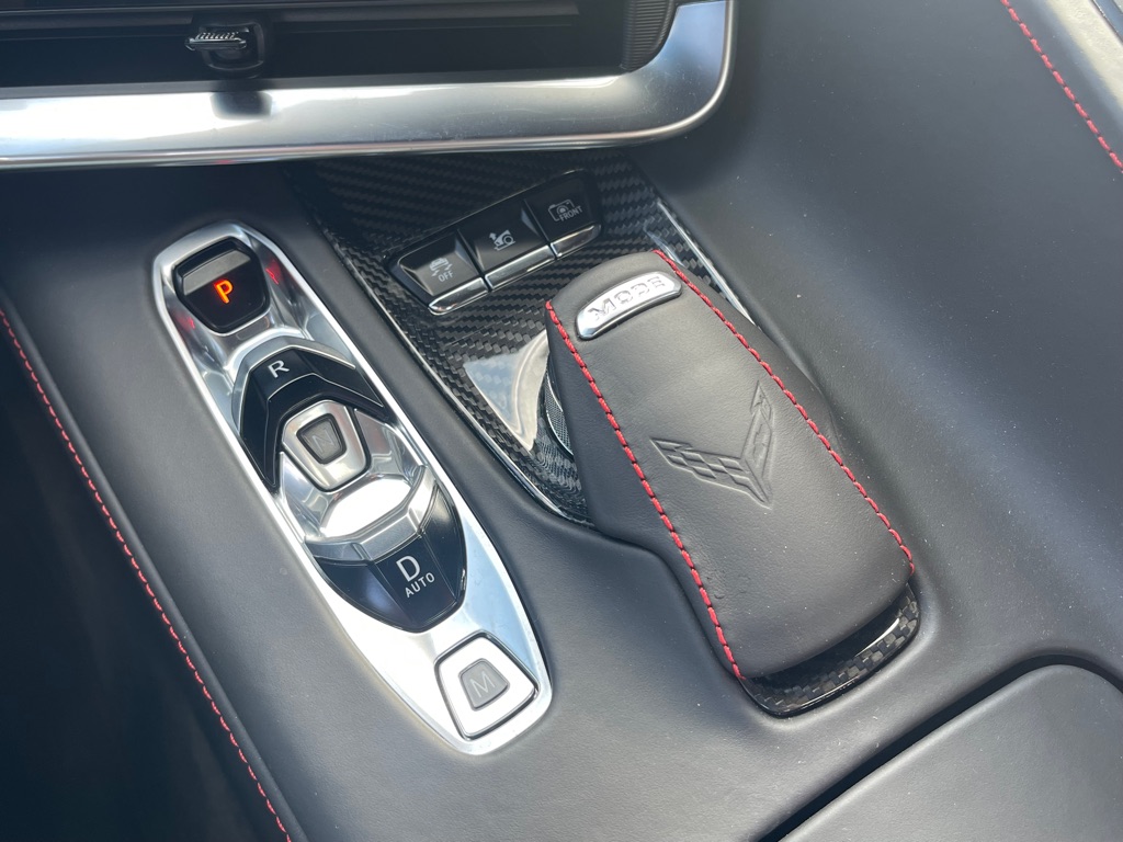 Photo 24 of this CHEVROLET CORVETTE