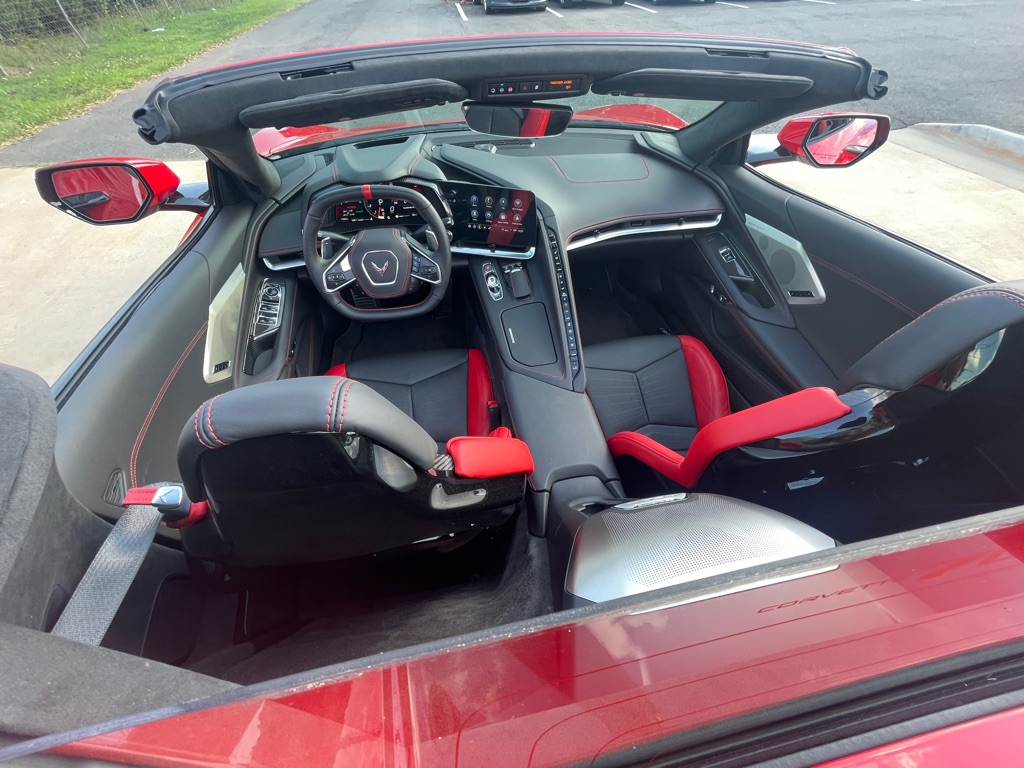 Photo 33 of this CHEVROLET CORVETTE