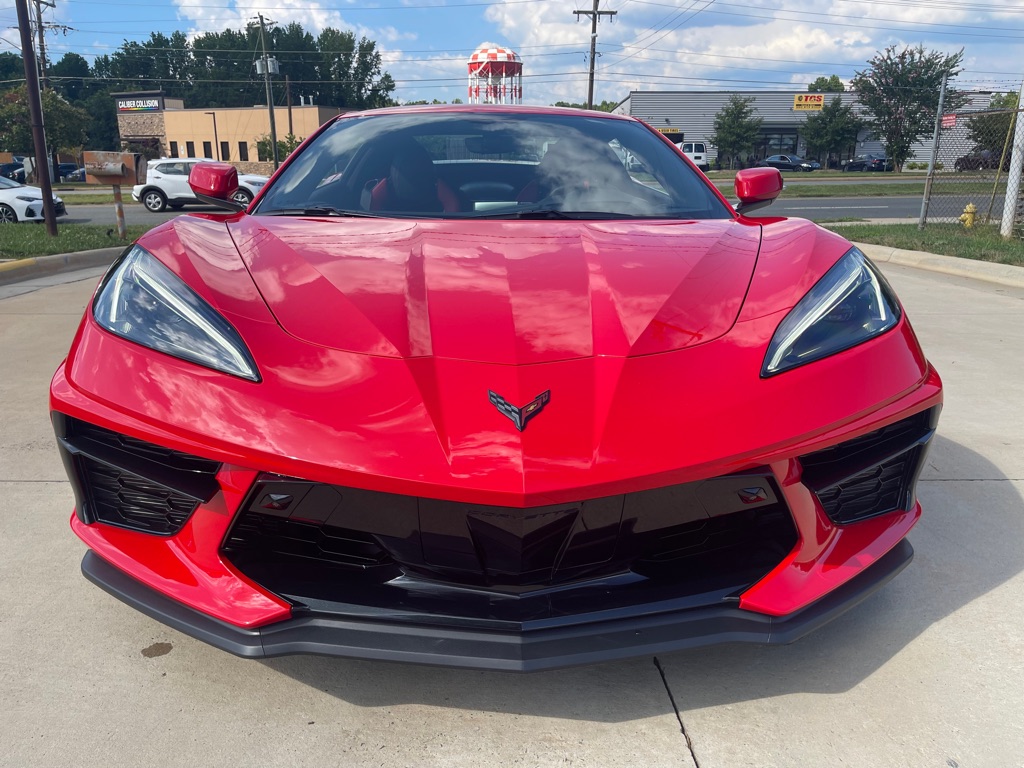 Photo 2 of this CHEVROLET CORVETTE