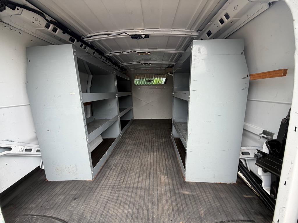 Photo 8 of this CHEVROLET EXPRESS G2500