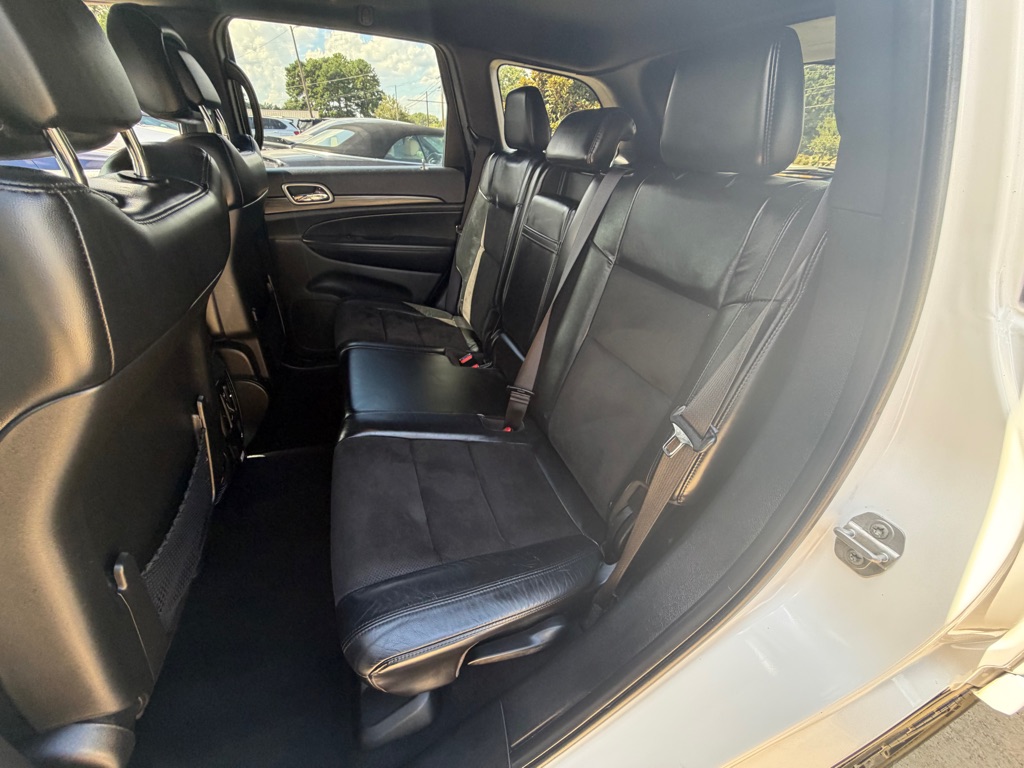 Photo 9 of this JEEP GRAND CHEROKEE