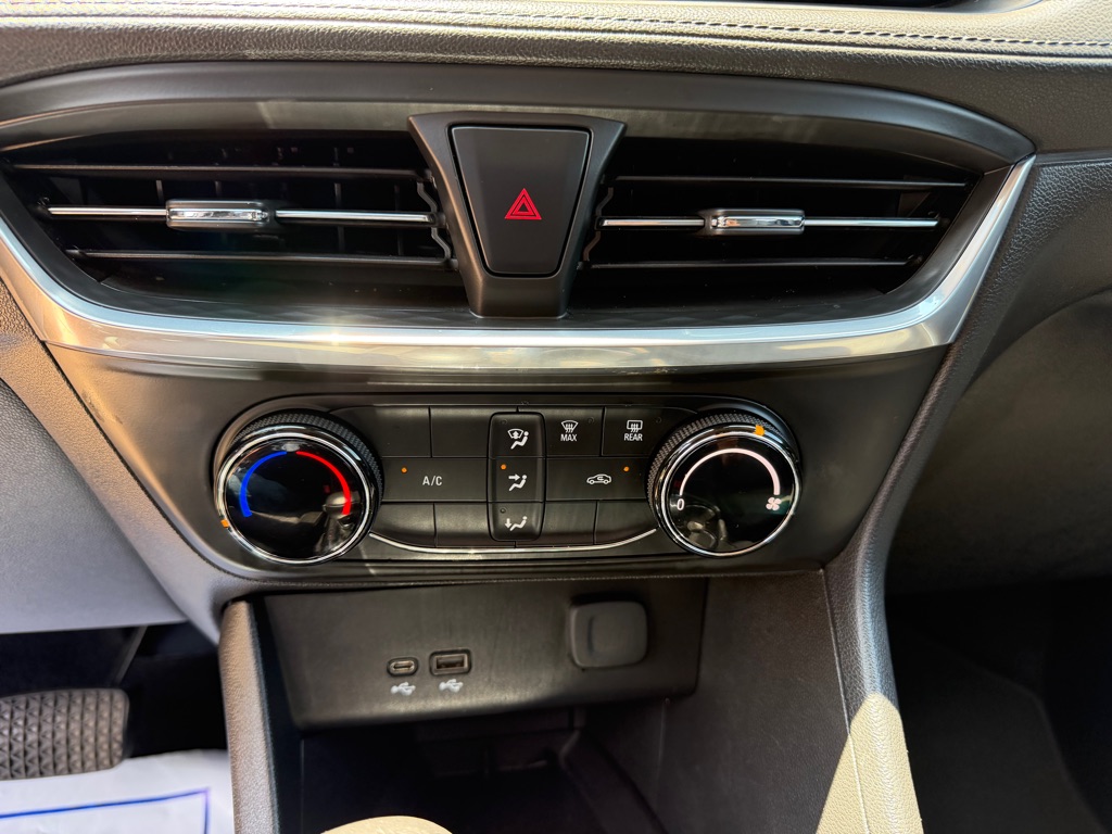 Photo 20 of this BUICK ENCORE GX