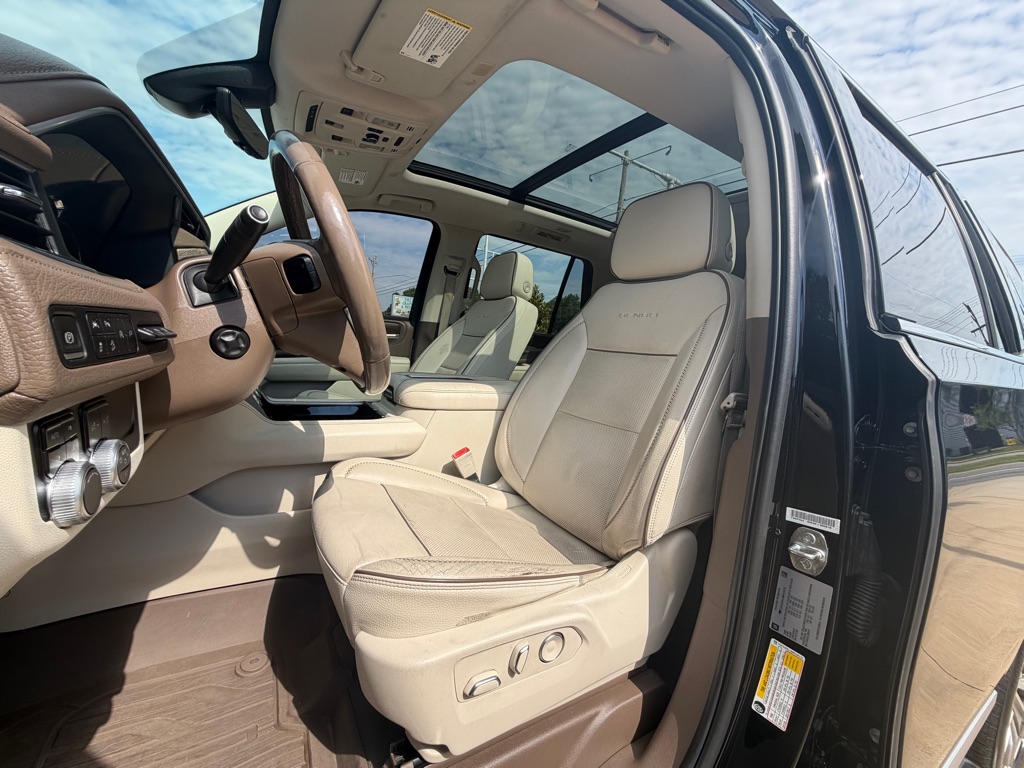 Photo 20 of this GMC YUKON