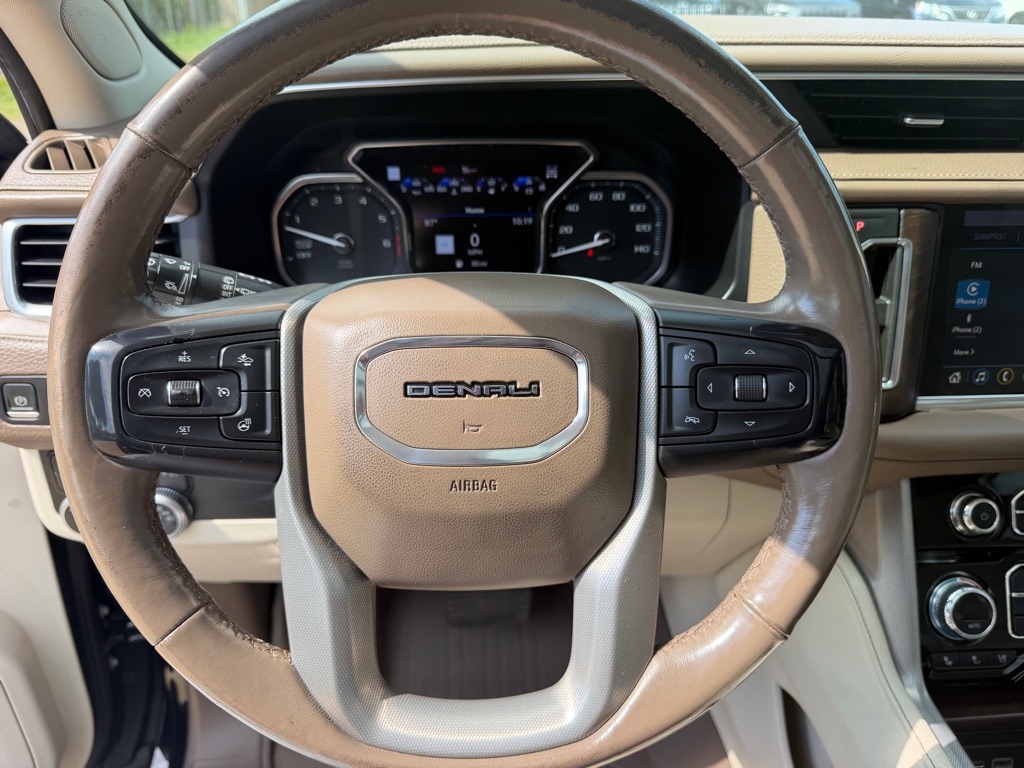Photo 22 of this GMC YUKON