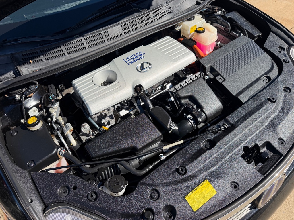 Photo 21 of this LEXUS CT