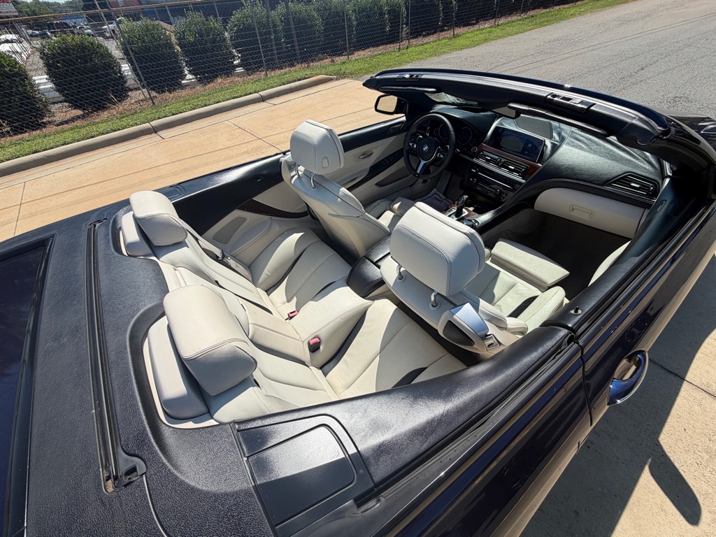 Photo 26 of this BMW 650