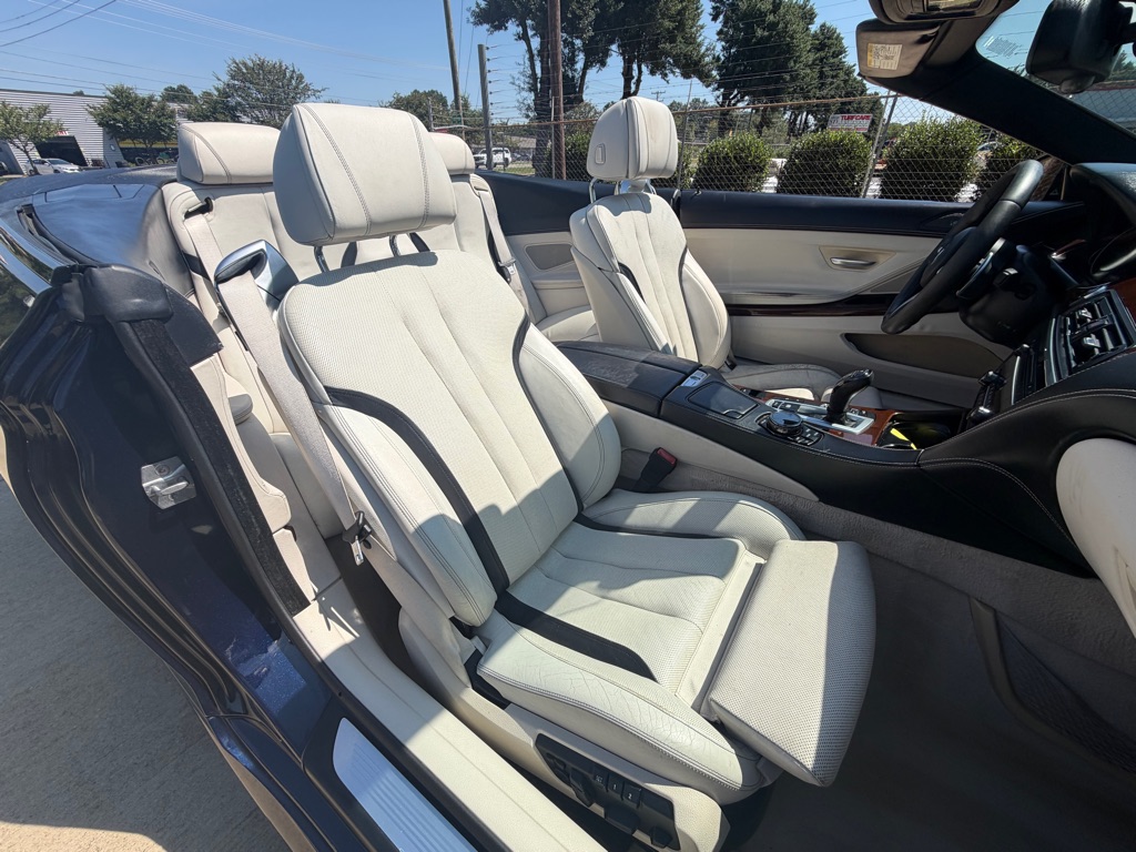 Photo 25 of this BMW 650