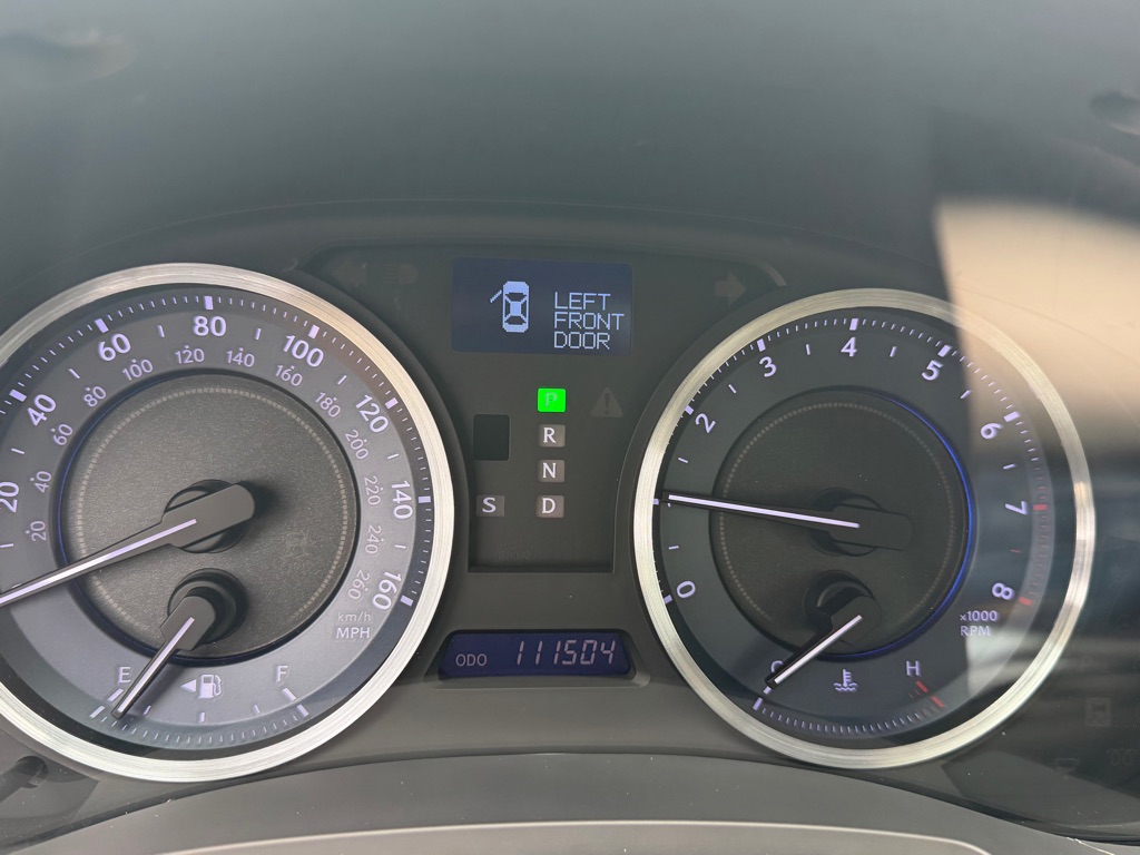 Photo 17 of this LEXUS IS