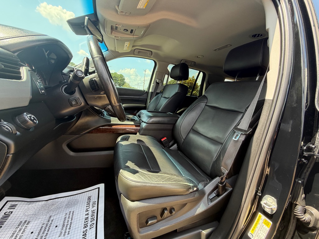 Photo 15 of this GMC YUKON